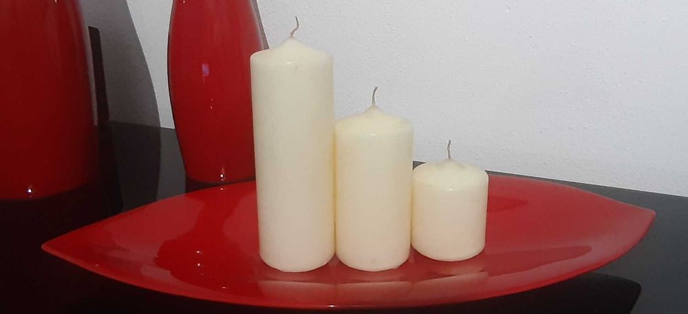 Jarras e centro de mesa decorativos