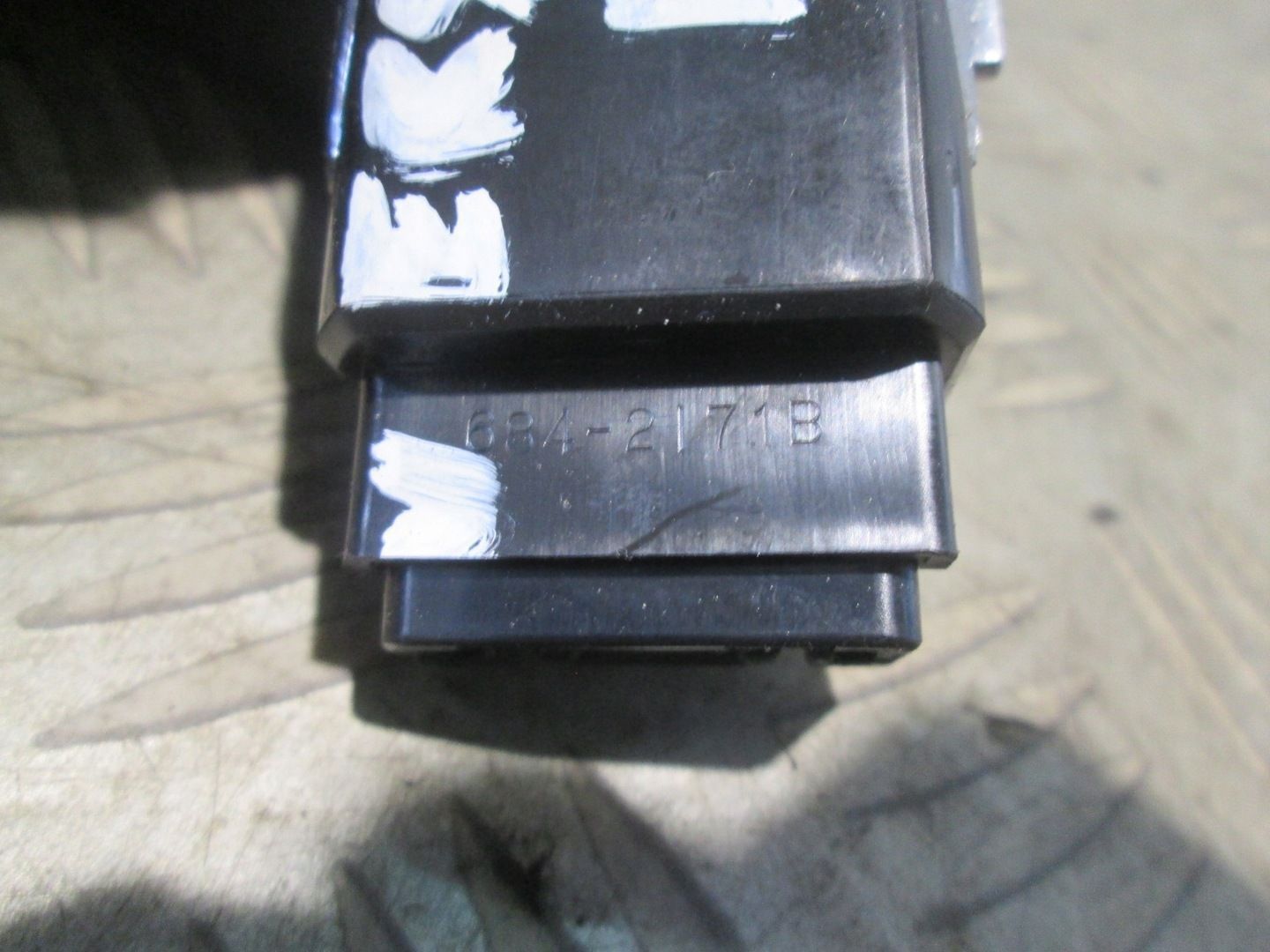 PRZYCISK START STOP TOYOTA COROLLA VERSO II 2 04-09
