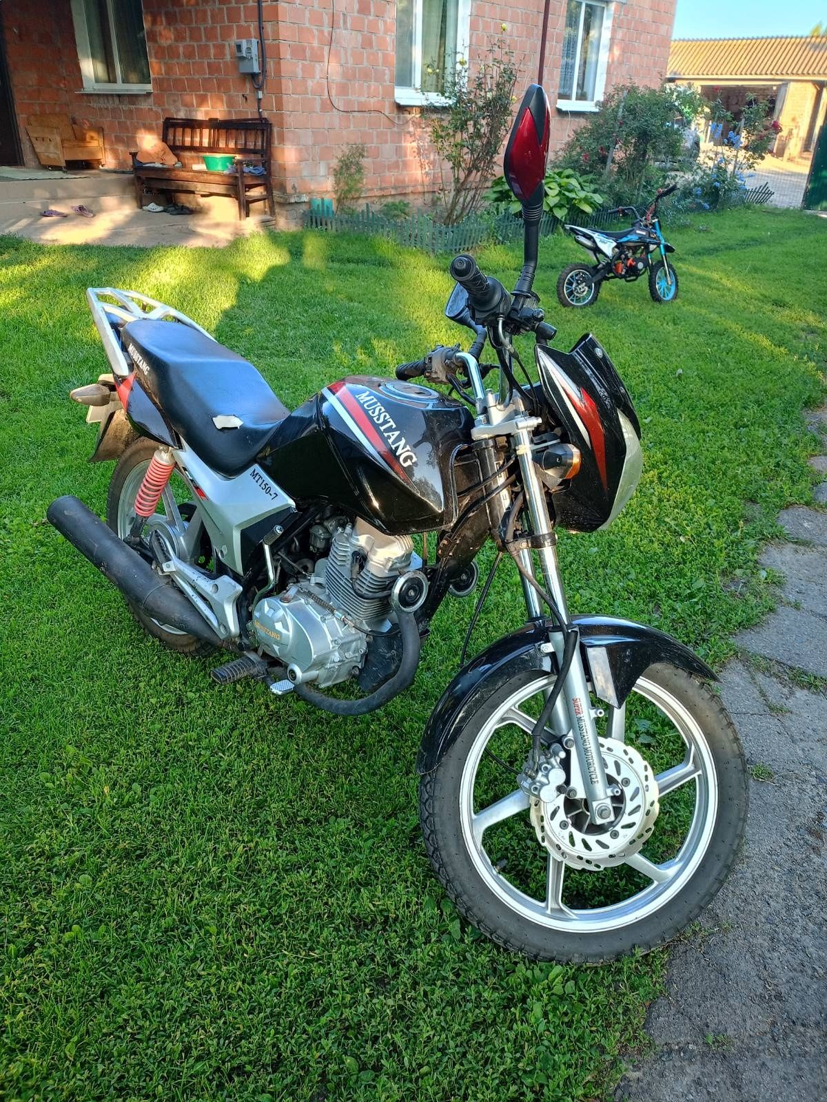 Musstang mt150-7