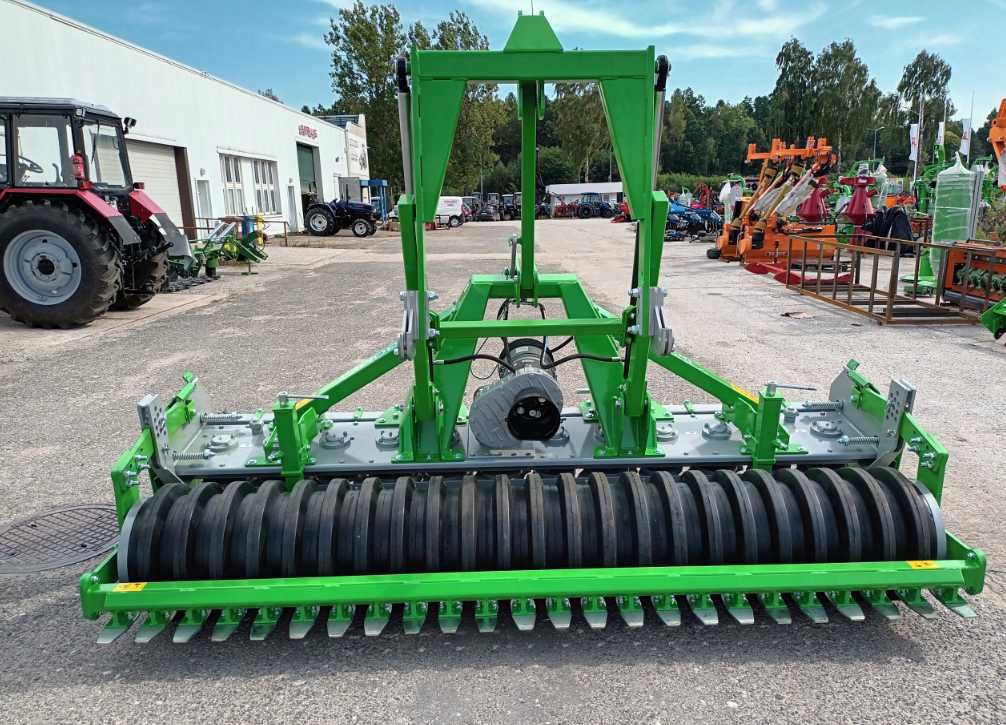 BOMET Brona wirnikowa wirowa hydropack siewnik  aktywna WOM KUHN