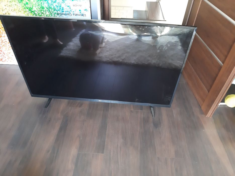 Telewizor LG 55UJ620V uszkodzona matryca