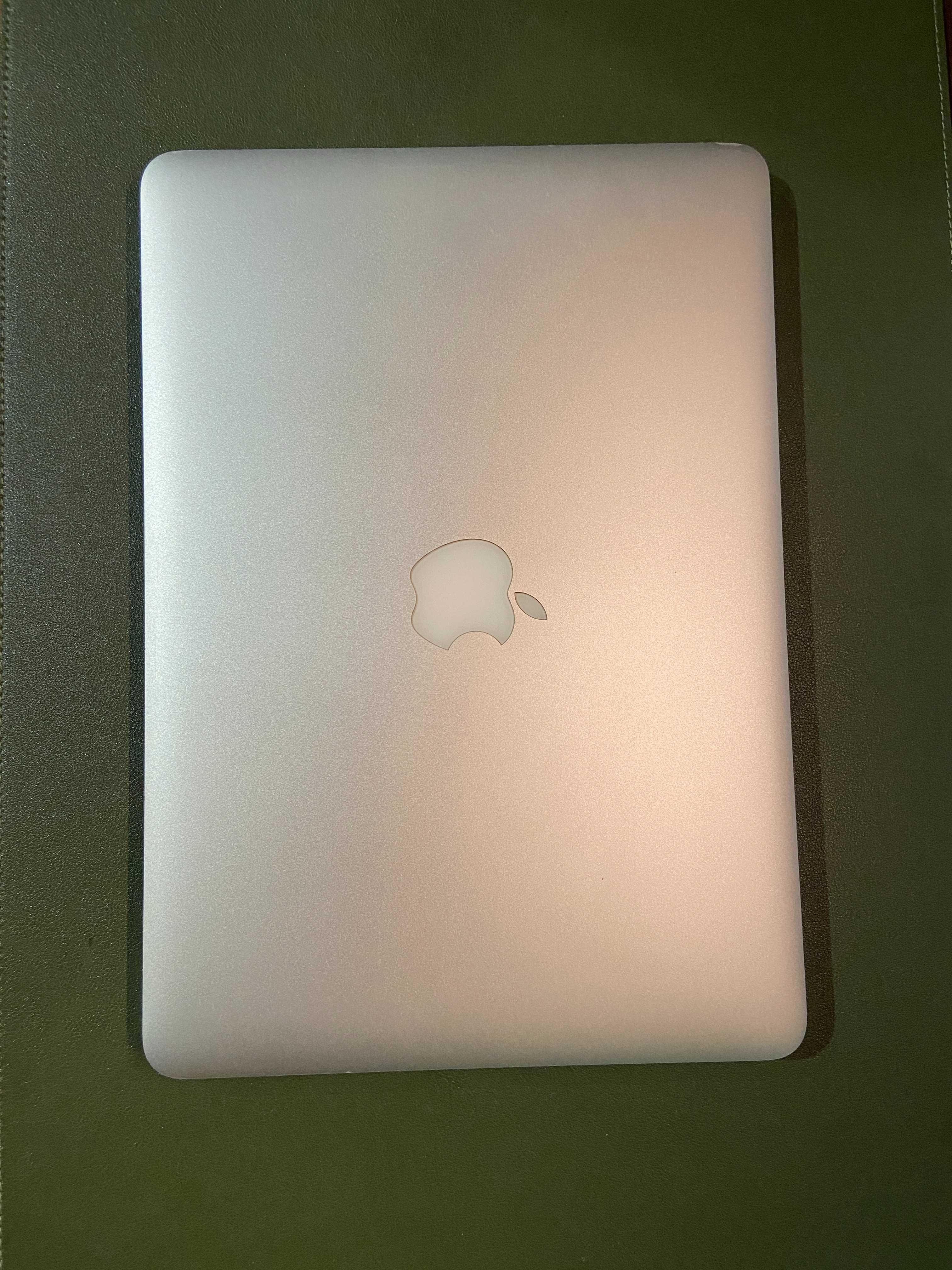 Apple MacBook Pro 13" [2013] - 8GB RAM - 256GB SSD - i5 Dual Core