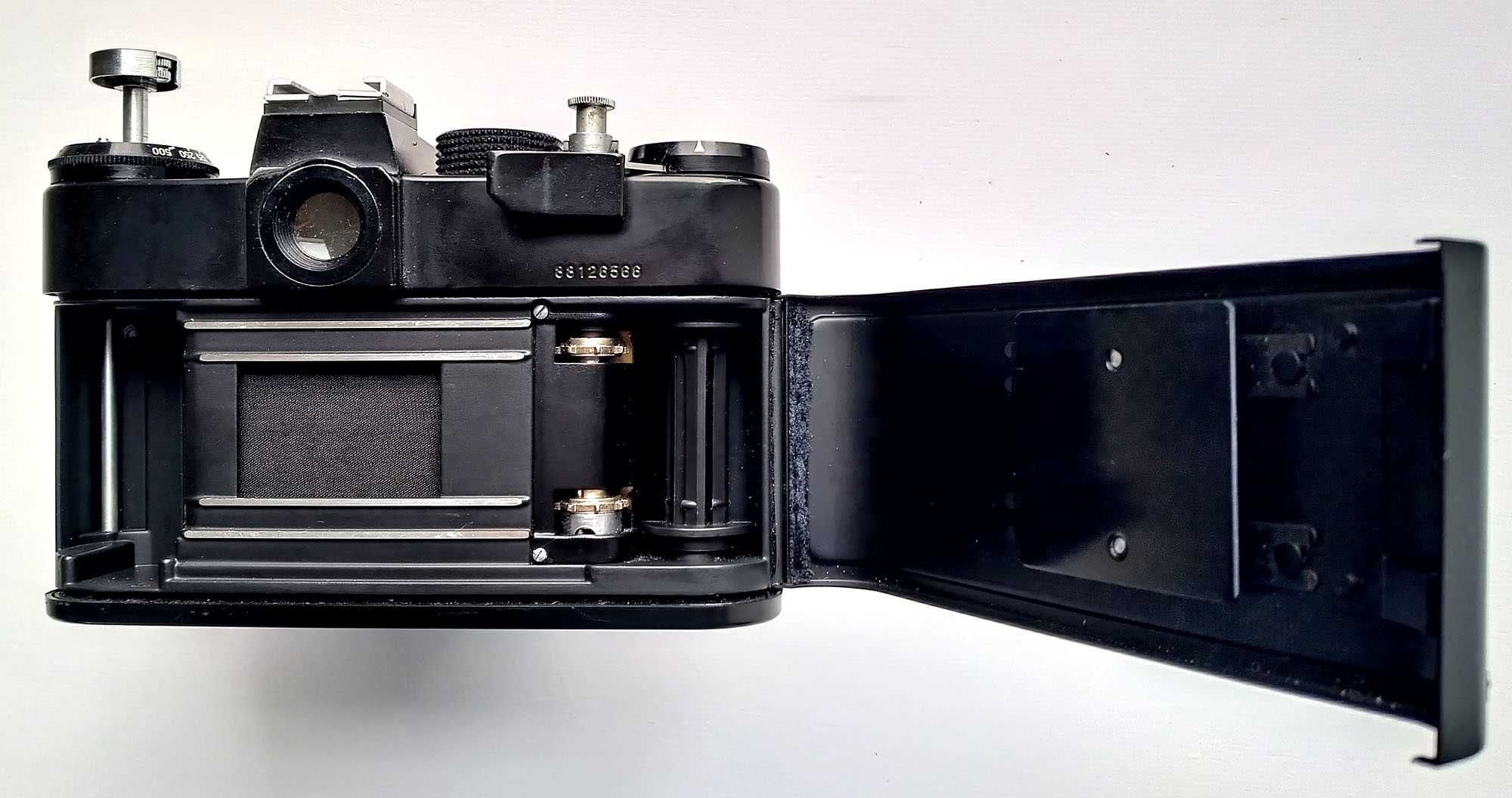Дзеркальний фотоапарат Зеніт 11 з Helios - 44M - 4   2/58.