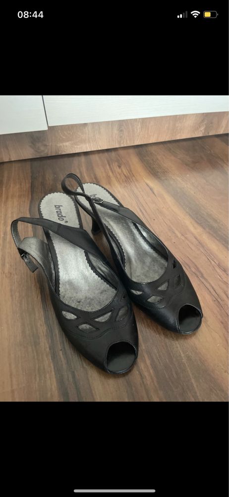Czarne buty – niski obcas