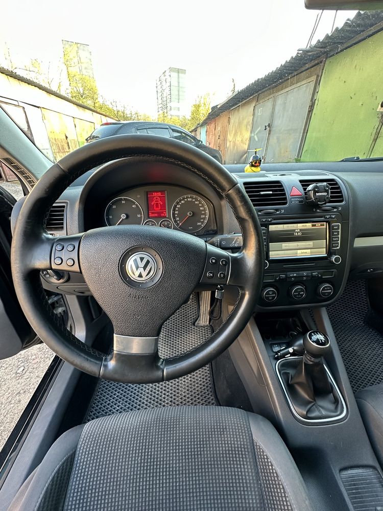 VW Golf 5 1.9 TDI 2009 рік