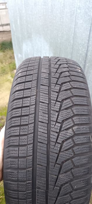 Opony zimowe Hankook 205/50r17