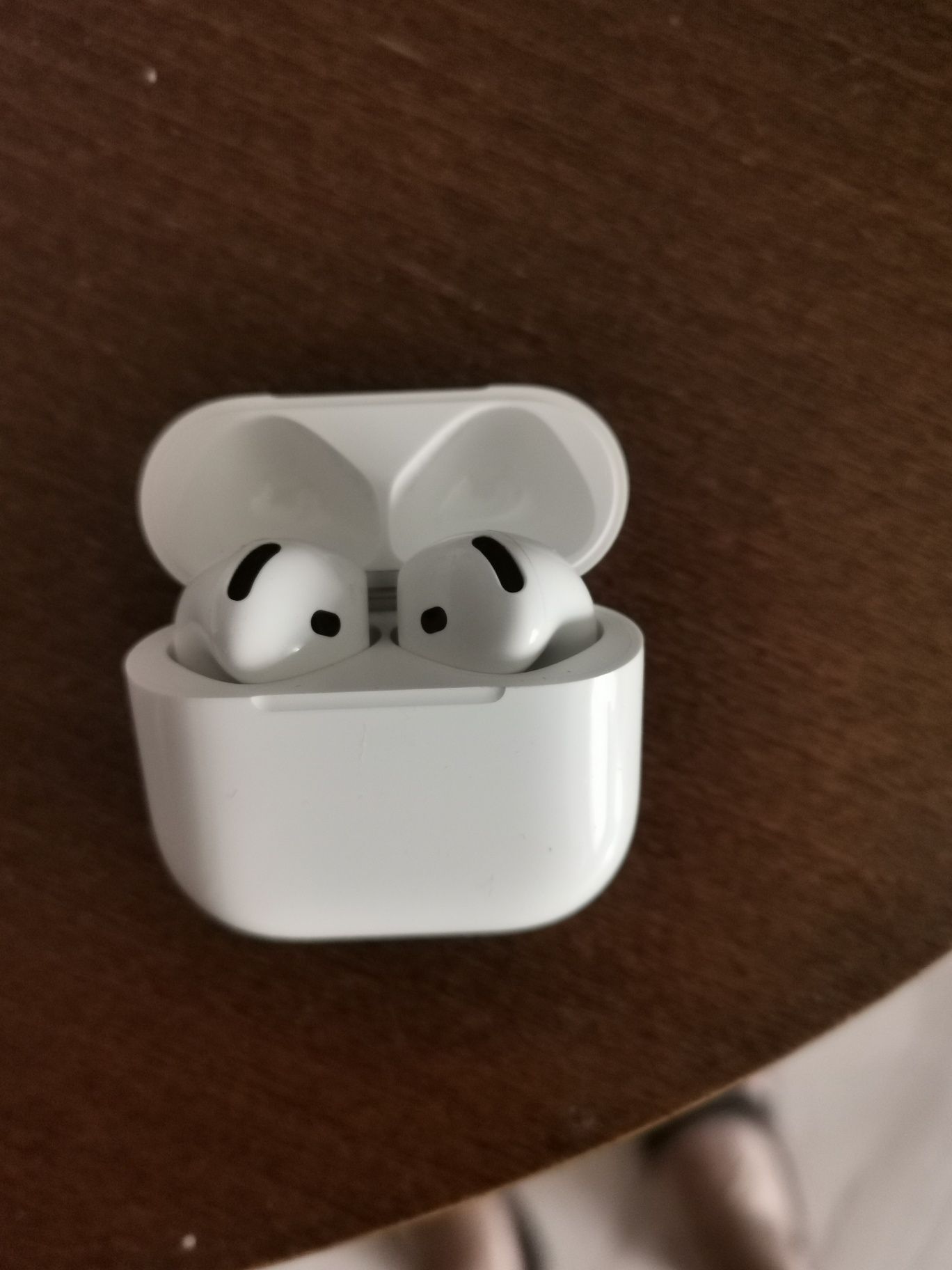 Apple Airpods 4 Stan idealny