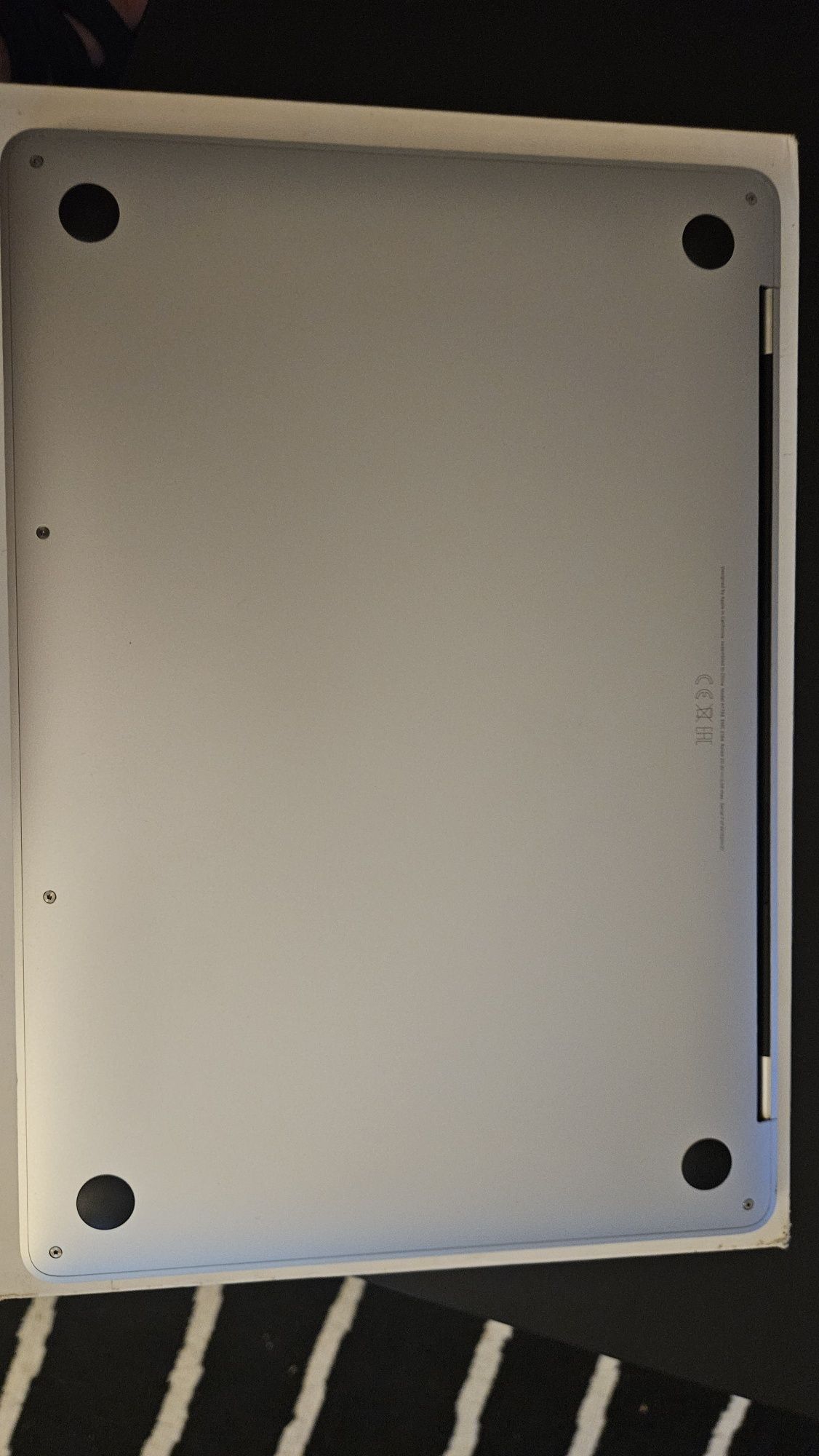 Macbook Pro A1708 i5 8GB RAM