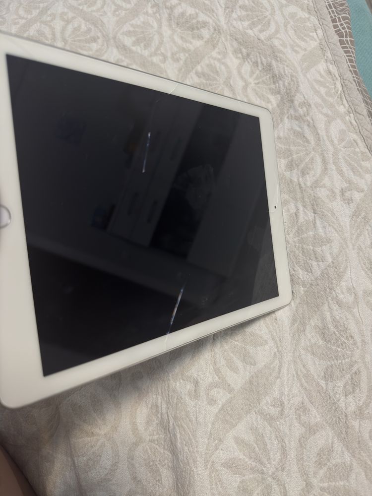 Планшет Apple A1566 iPad Air 2 б/у