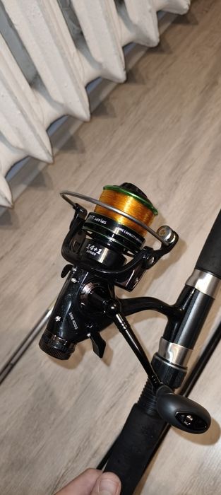 Zestaw Feeder Mikado 100gr kołowrotek z wolnym biegiem