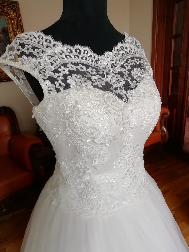 сукня плаття весільне
