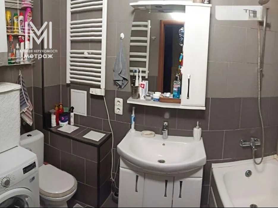 Продам 2к квартиру метро Левада!Центр