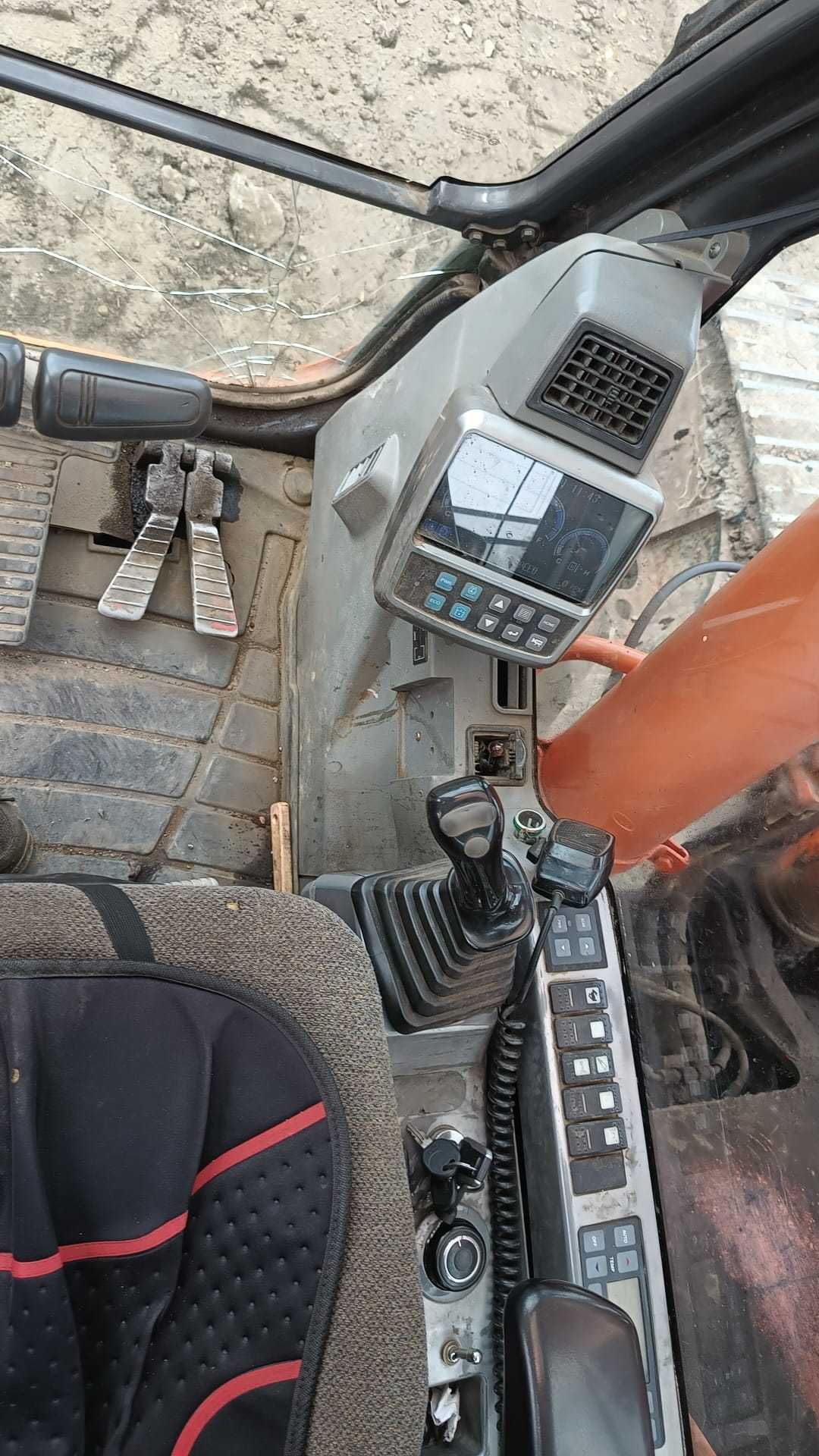 koparka gąsienicowa Doosan DX255, 2008r, netto 78 000zł