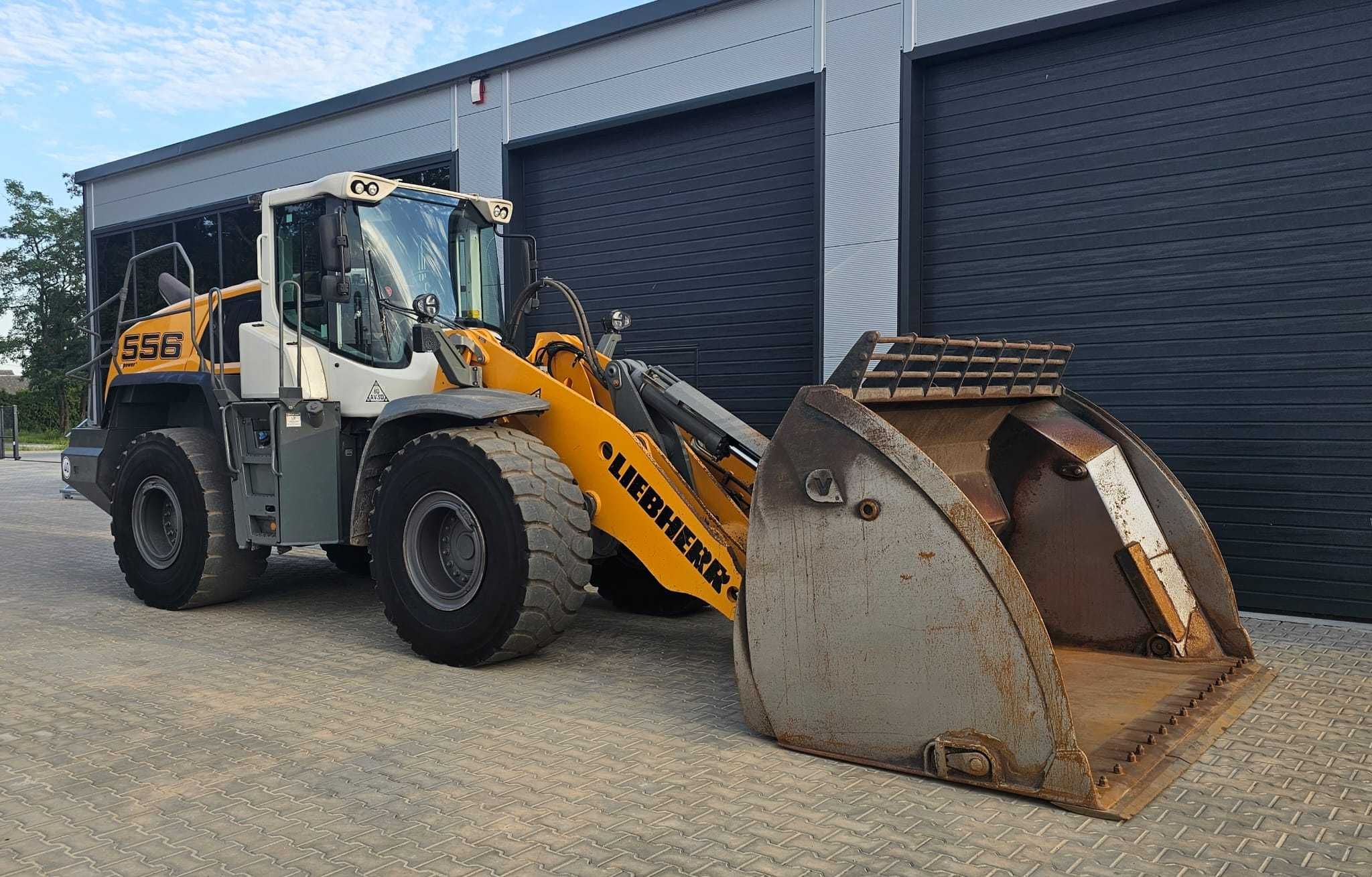 LIEBHERR L556 XPOWER 2019r Łyżka Wysoki Wysyp Szybkozłącze Centr. Smar