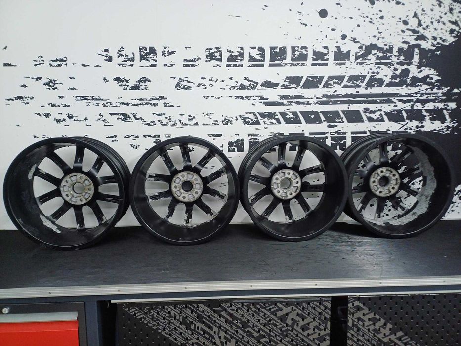 Alu Felgi 18 5x112 VW Volkswagen GOLF V VI VII VIII Touran I II