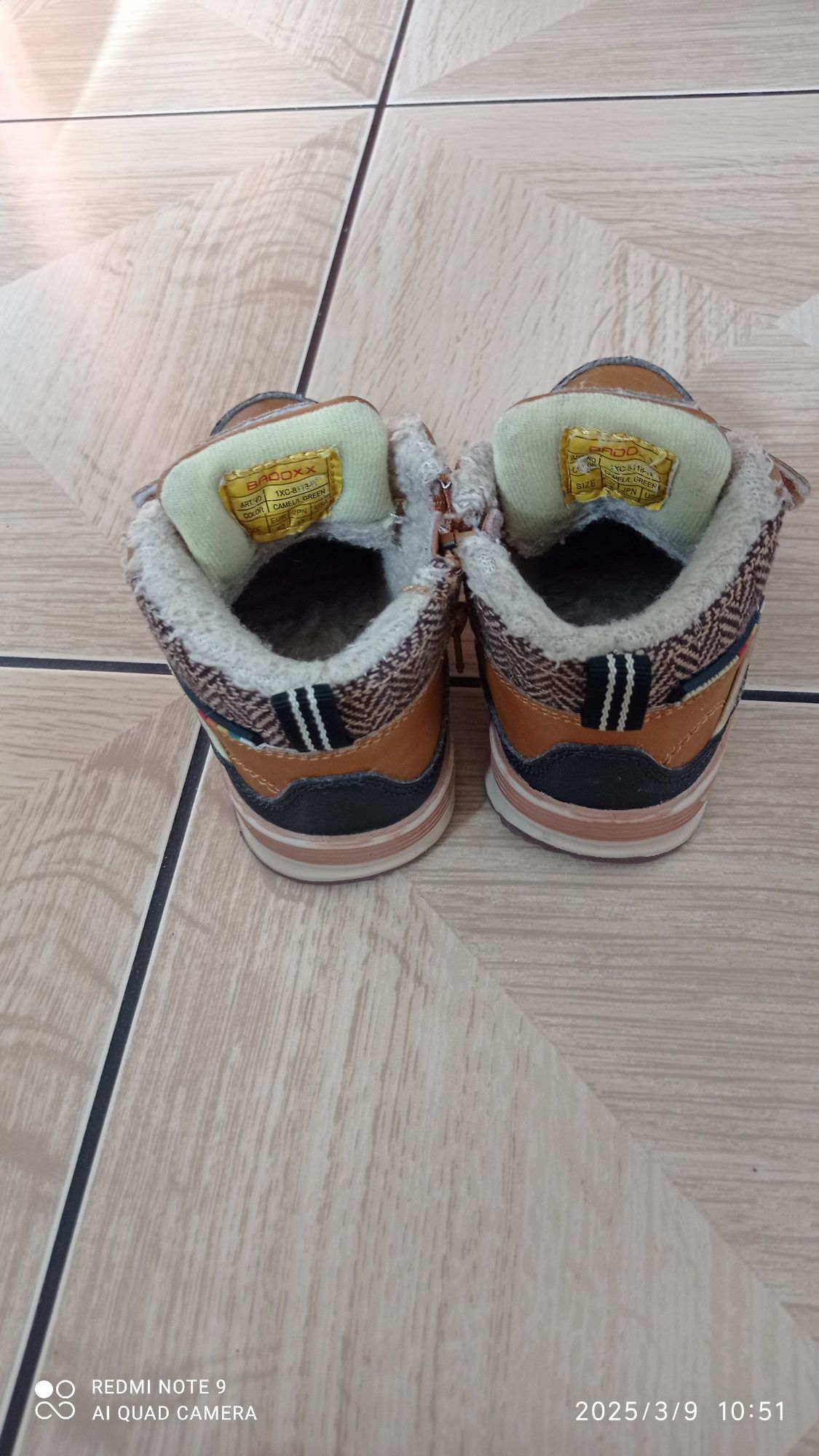 Buty dziecięce rozmiar 22 marki Badoxx