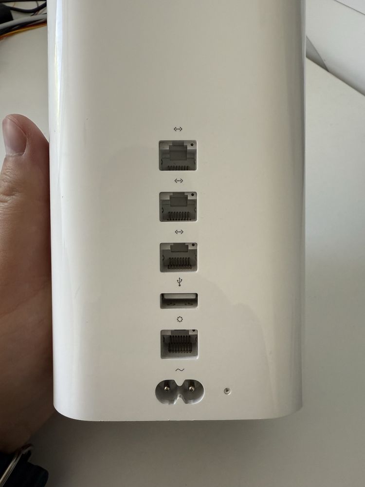 Apple Time Capsule 2TB router z Time Machine A1470