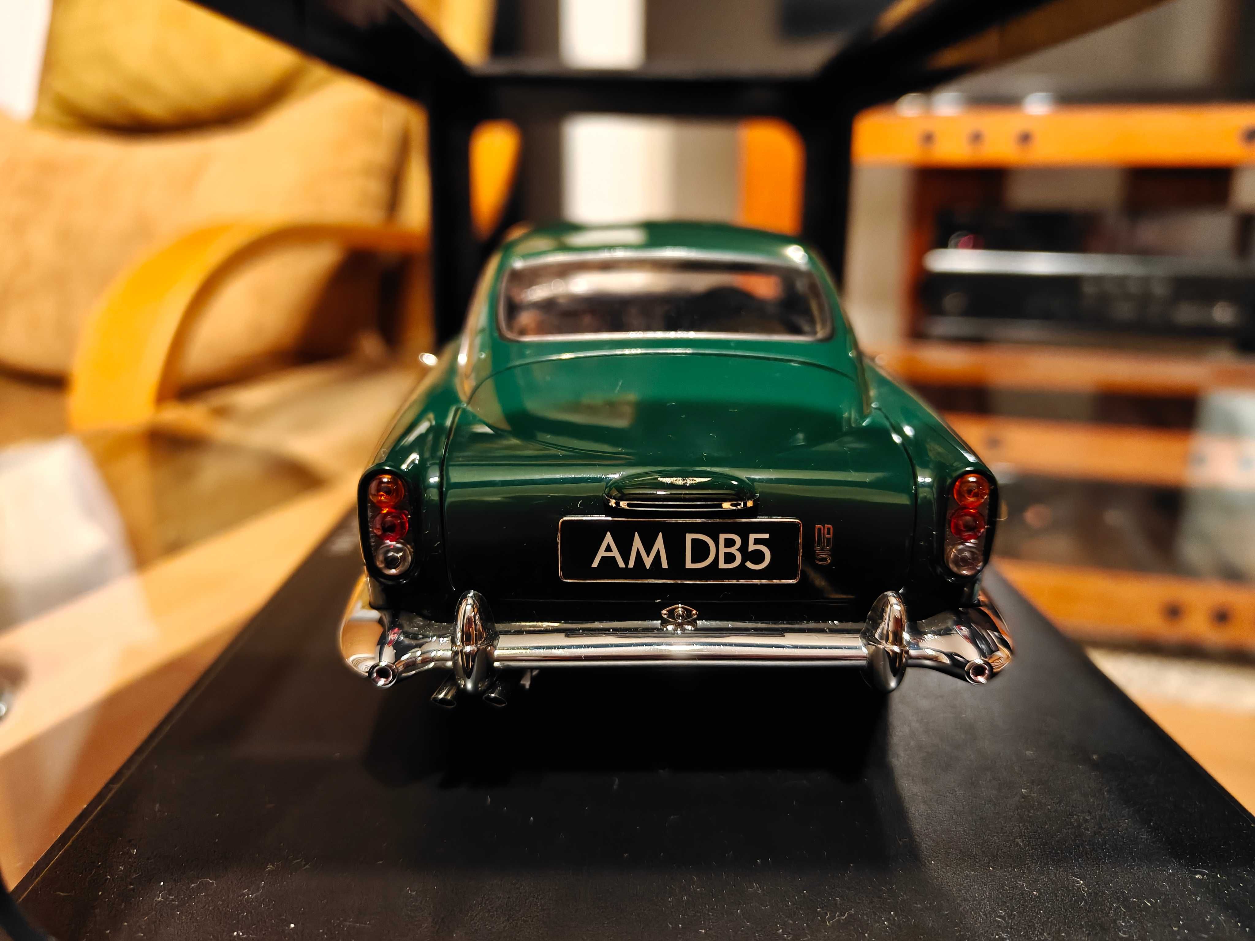 Autoart Aston Martin DB5 Millenium 1:18