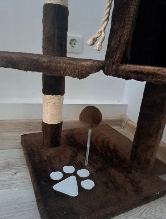 Duzy Drapak dla kota w bardzo dobrym stanie