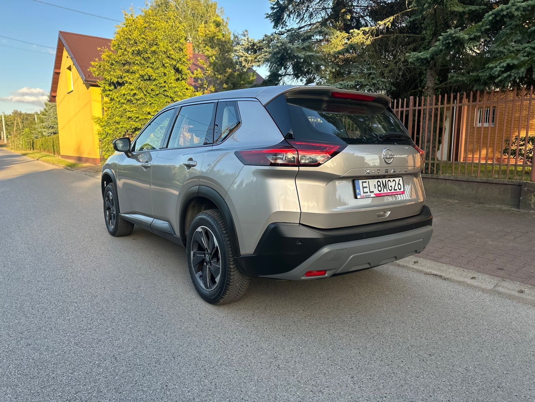 Nissan X-Trail Salon Polska 7 osobowy