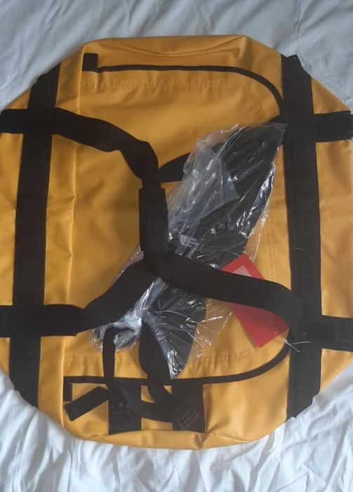 Żółta Torba THE NORTH FACE BASE CAMP DUFFEL - 71 litrów - Rozmiar M