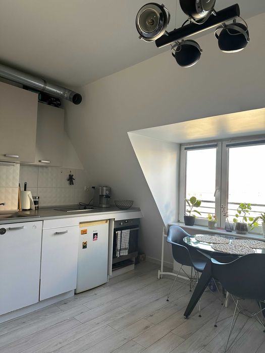 Kawalerka przy FIlharmonii - dostepna - od 21.11.25 - 1400pln + oplaty