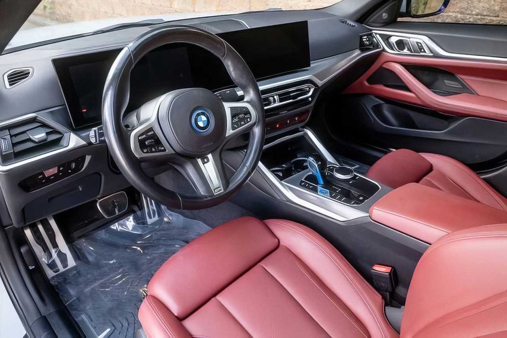 BMW i4 eDrive40      2022