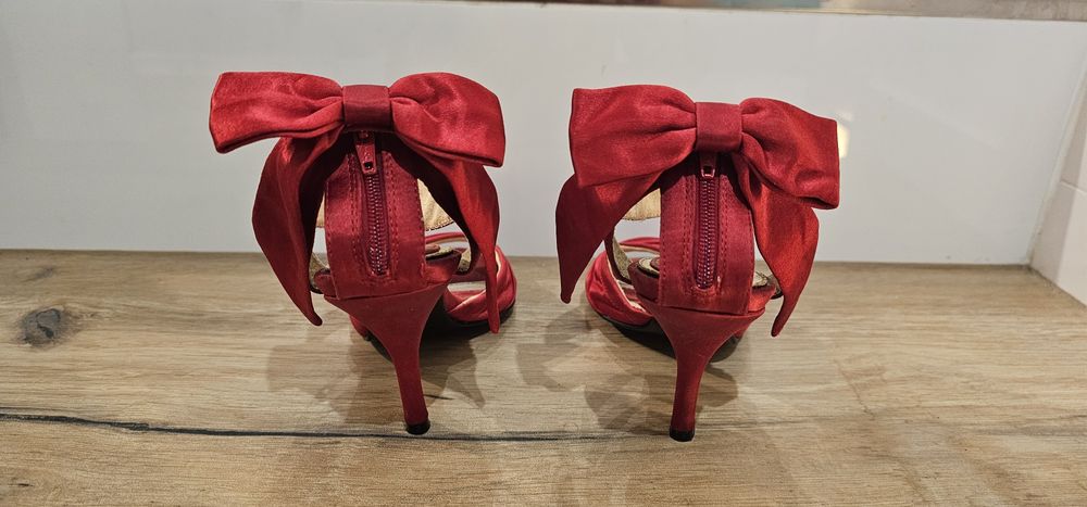 Czerwone szpilki kokardy święta 38 wkładka 24,5 obcas 9cm