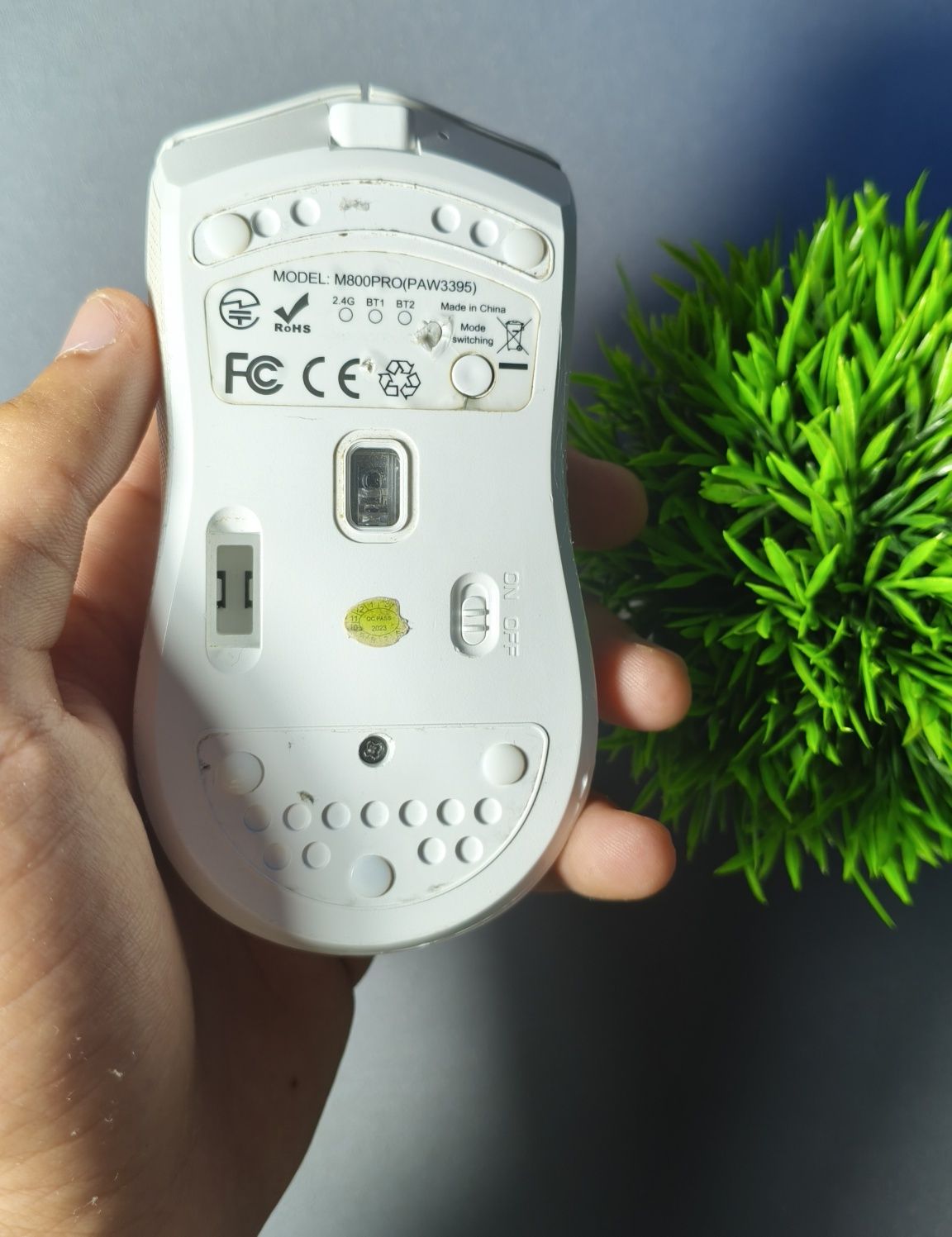 Delux M800 Pro — ігрова мишка з PAW3395
