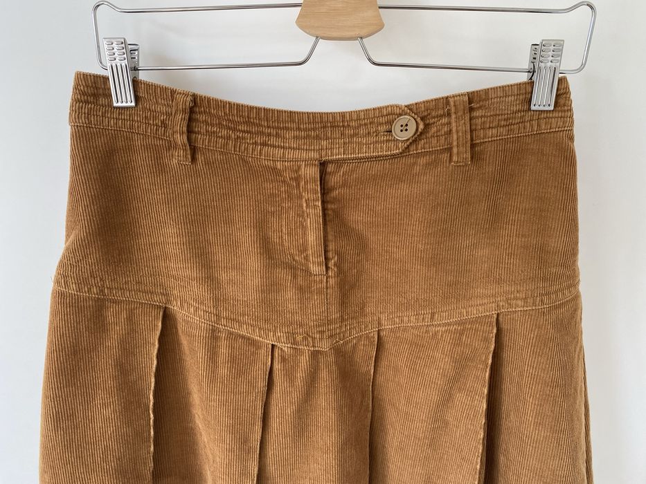 Sztruksowa spódniczka