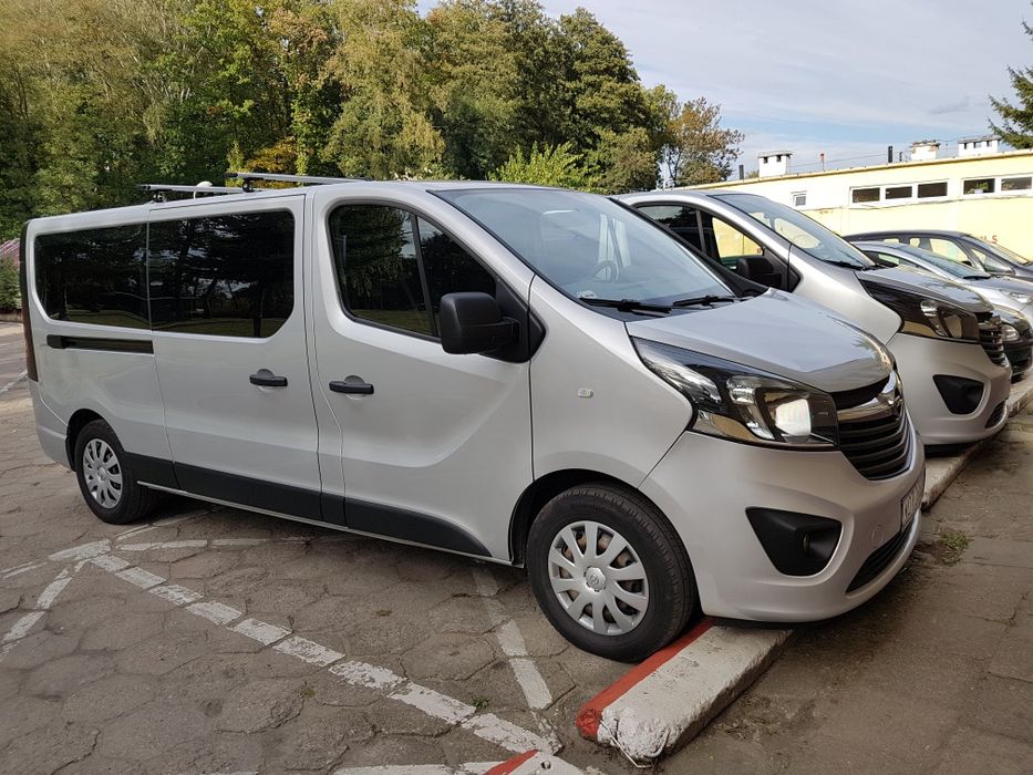 Rent a Car przewóz osób transfery wypożyczalnia busów wynajem busa bus