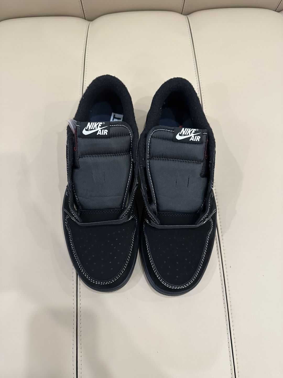 Travis Scott x Air Jordan 1 Low OG Black R.42