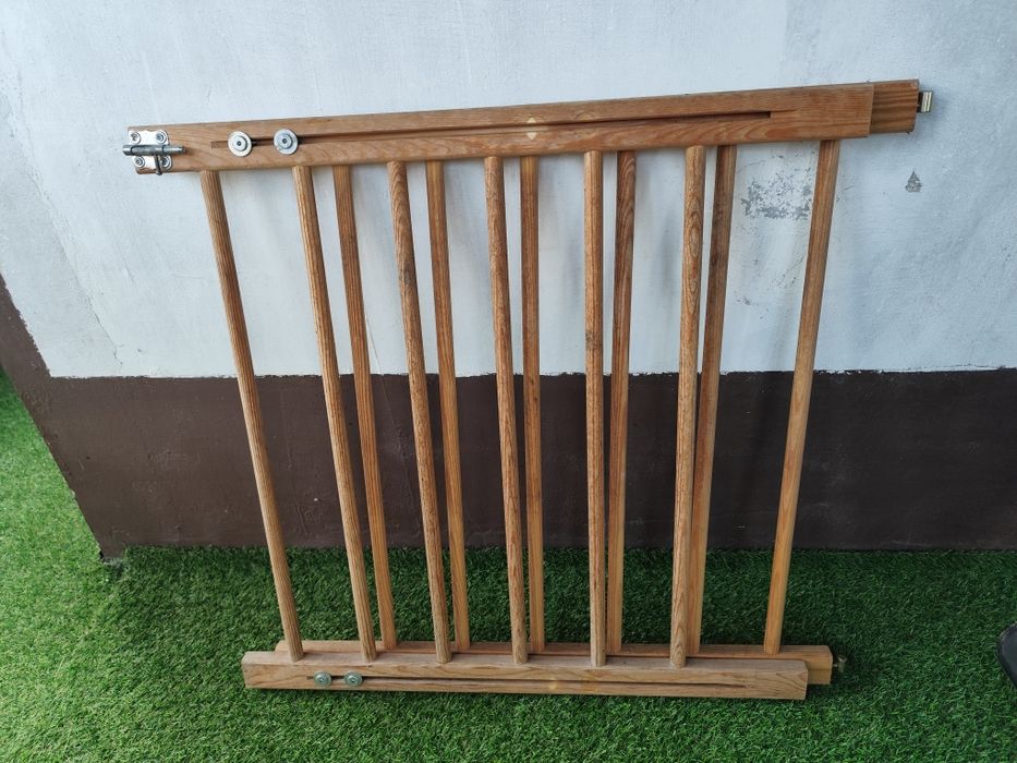 BRAMKA ochronna na schody   72-122cm Wys. 68