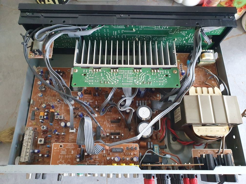 Solidny Amplituner Onkyo Tx-7730