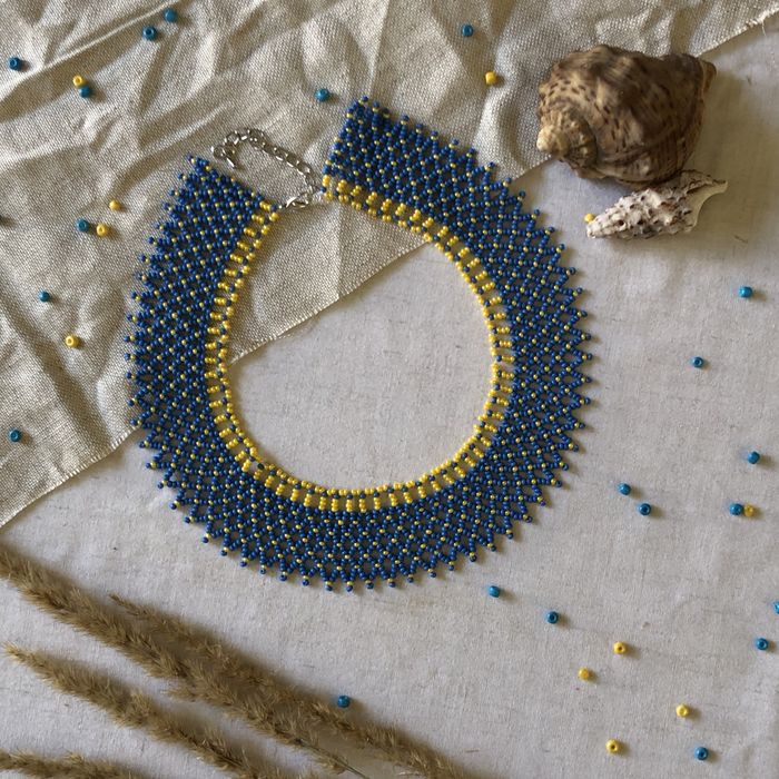 Силянка з бісеру ручної роботи