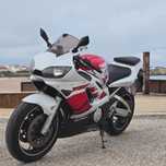 Moto Yamaha R6 Impecável