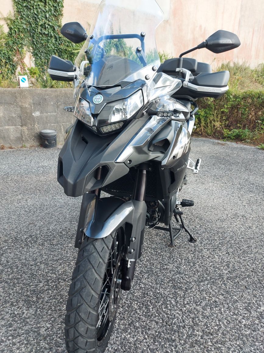 Benelli trk 502x  2021