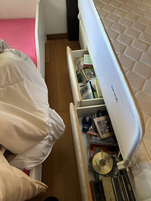 Sommier casal bom estado