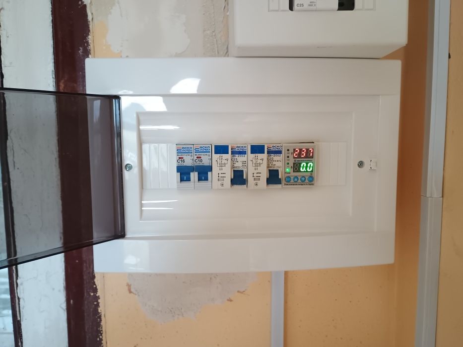 Електрик в Ніжині, послуги електрика. Терміновий виклик електрика