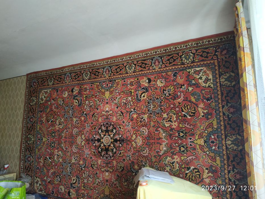 Продам ковры в хорошем состоянии