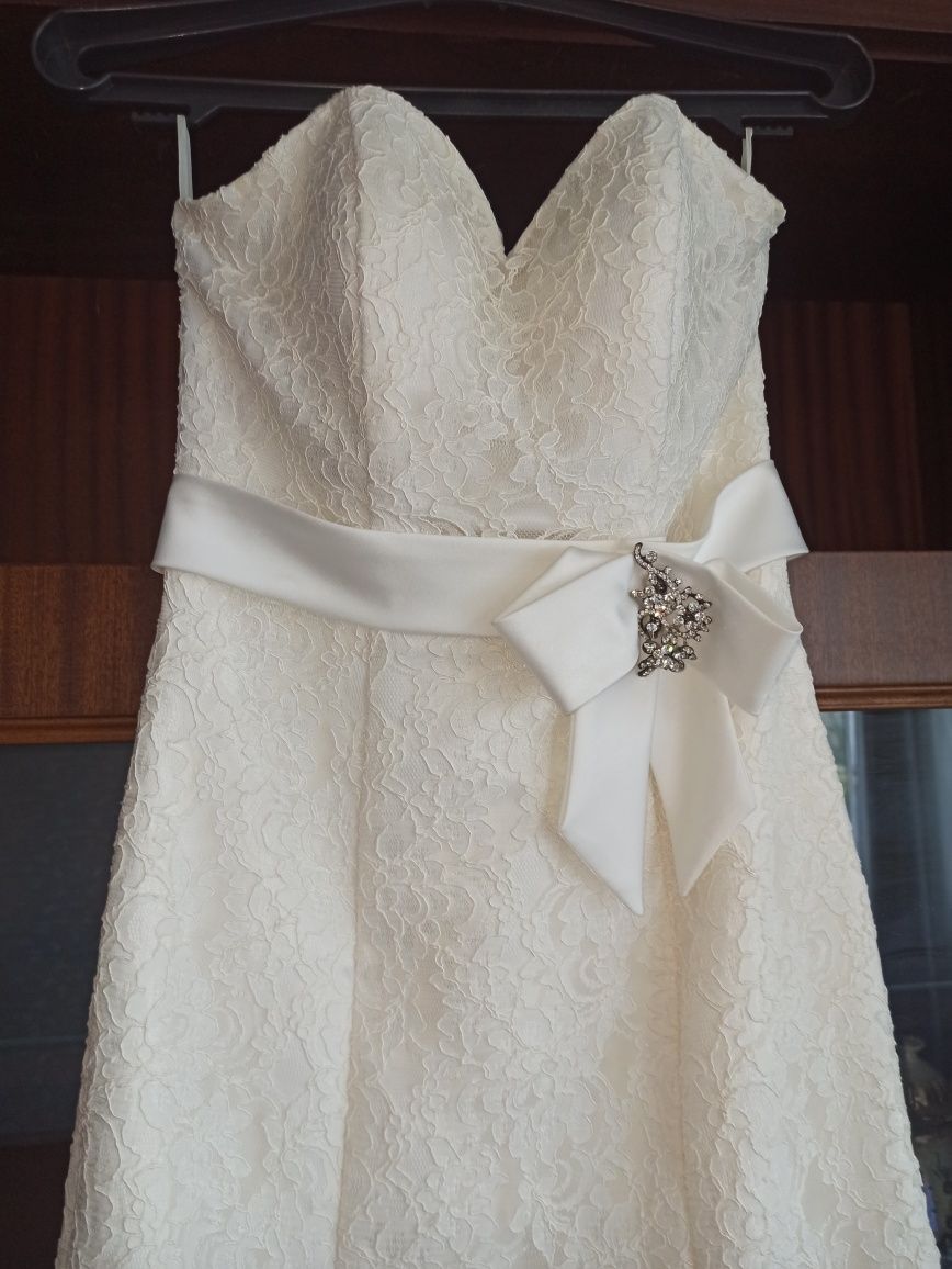 Весільна сукня кружево,айворі