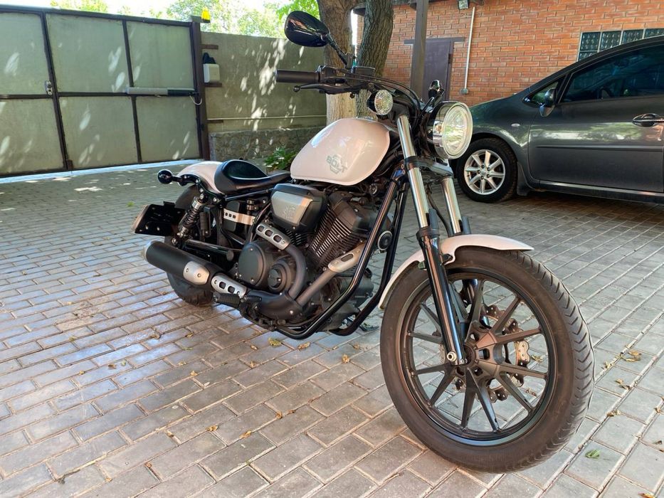 Yamaha Bolt XV950R Официал состояние Новый 6500км