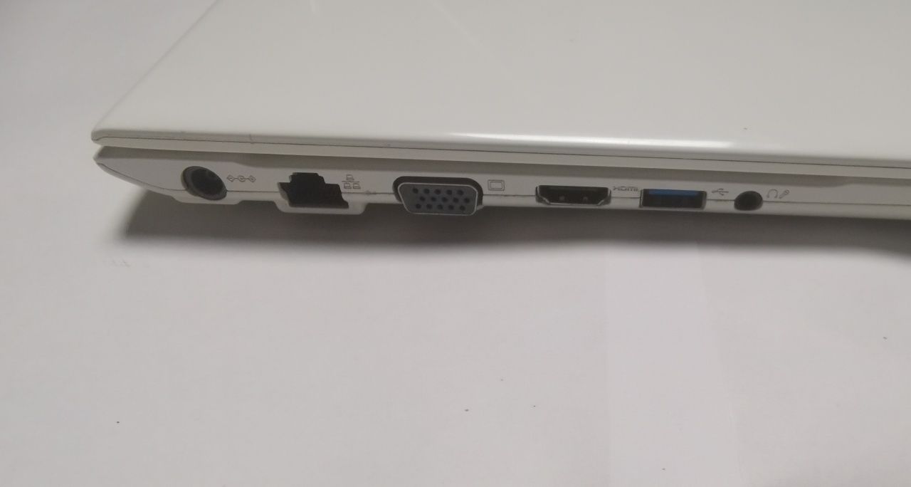Laptop Samsung 370R5E 8 GB Ram 480 GB SSD