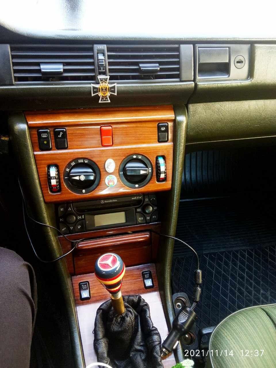 Продаж Мерседес W 124