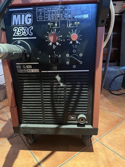 Soldadura MIG 253C profissional