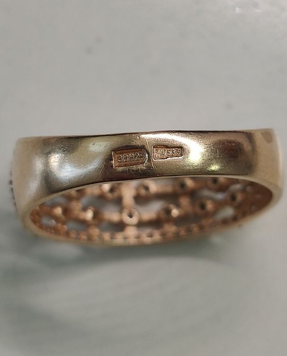 Кольцо золотое р19