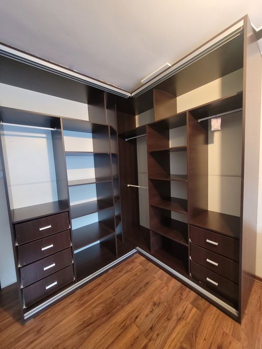 Szafa garderoba narożna 220/200/250 przesuwne drzwi