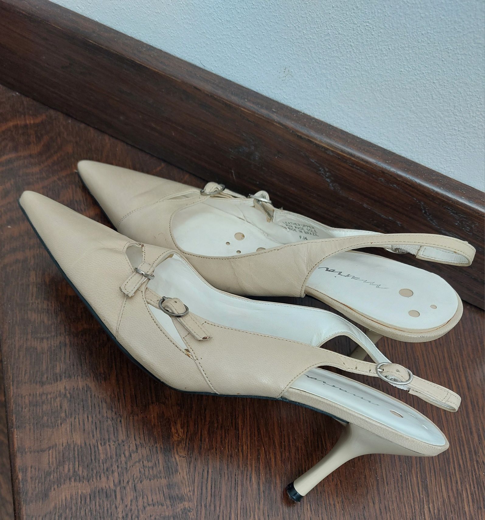 Sprzedam damskie letnie buty