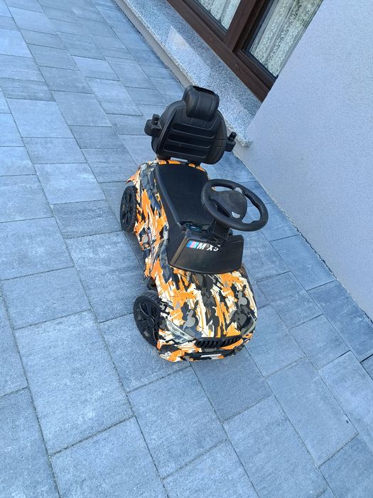 Jeździk, pchacz bmw