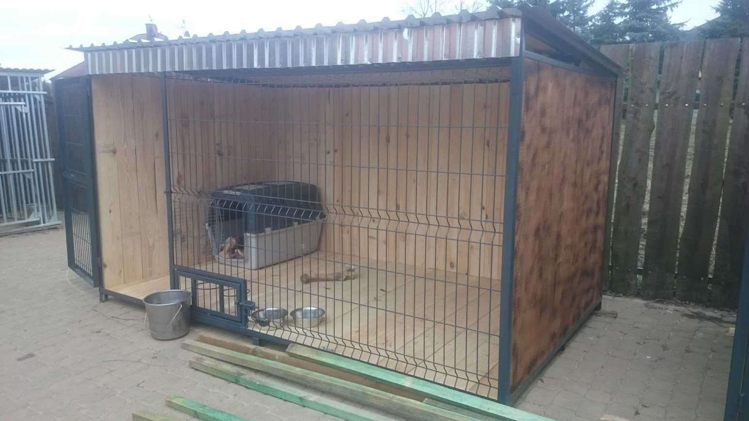 Garaże i kojce dla psów – solidne, trwałe, funkcjonalne!